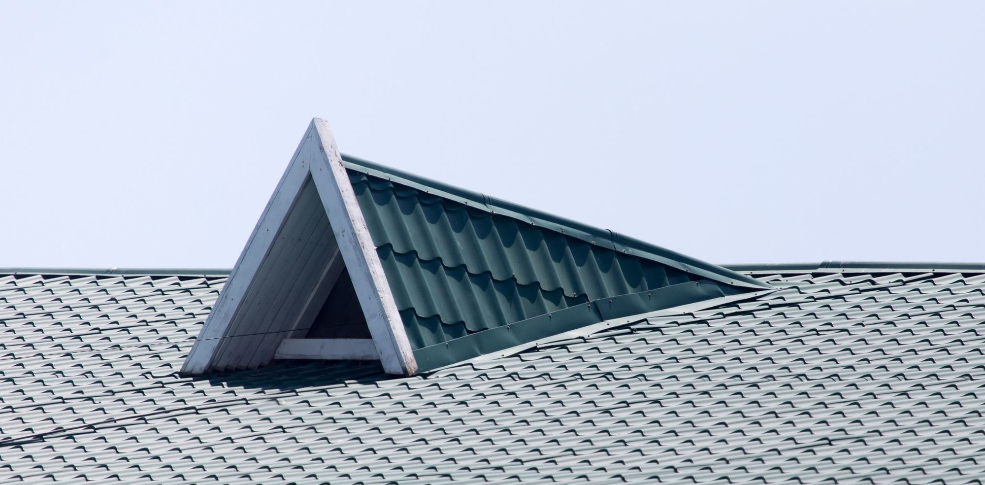 Metal Roof Systems: Long-Term Protection for Businesses